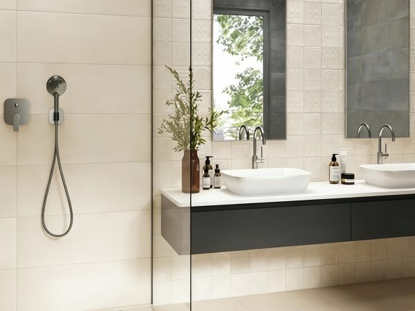 Tavi Tessino Ivory 15x15